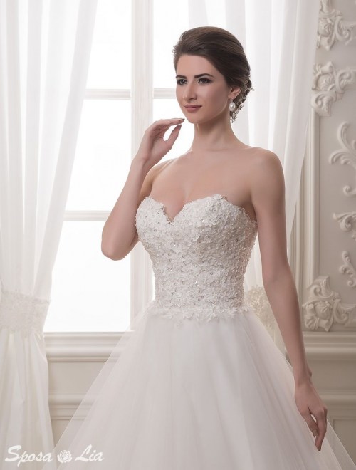https://www.sposa-lia.com/images/stories/virtuemart/product/021(1).jpg