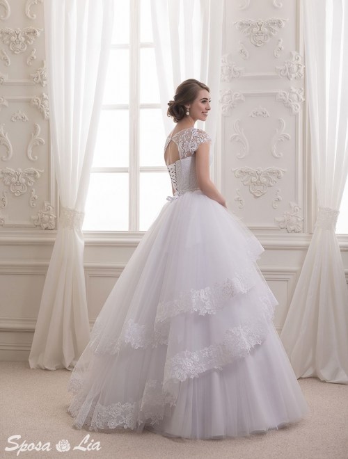 https://www.sposa-lia.com/images/stories/virtuemart/product/024(2).jpg