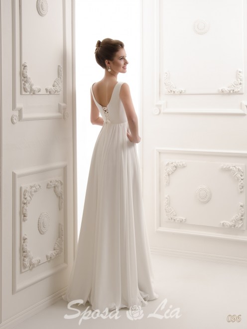 https://www.sposa-lia.com/images/stories/virtuemart/product/096-(3).jpg