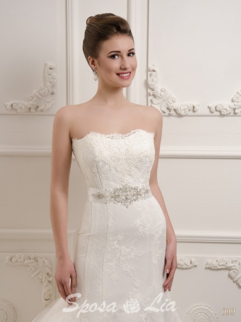 https://www.sposa-lia.com/images/stories/virtuemart/product/099-(2).jpg