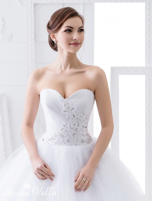 https://www.sposa-lia.com/images/stories/virtuemart/product/597-22.jpg