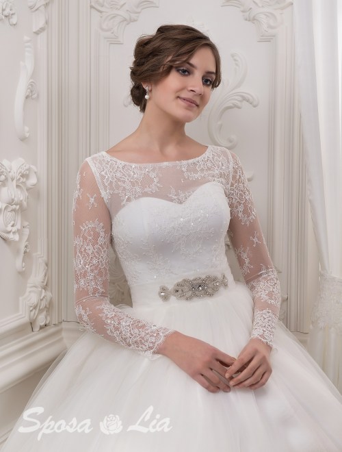 https://www.sposa-lia.com/images/stories/virtuemart/product/729-jn-(2).jpg