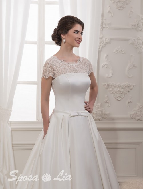 https://www.sposa-lia.com/images/stories/virtuemart/product/868-gi-(2).jpg