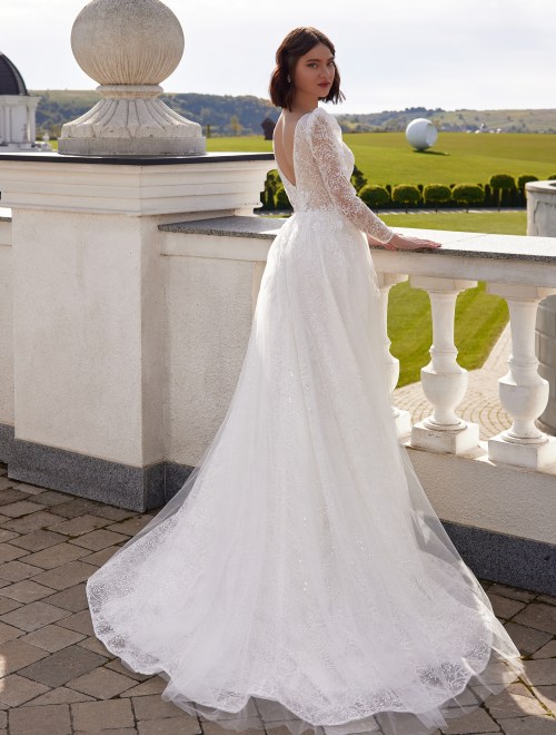 https://www.sposa-lia.com/images/stories/virtuemart/product/Andrea(3).jpg