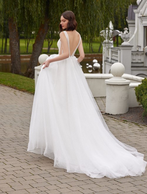 https://www.sposa-lia.com/images/stories/virtuemart/product/Aurora(3).jpg