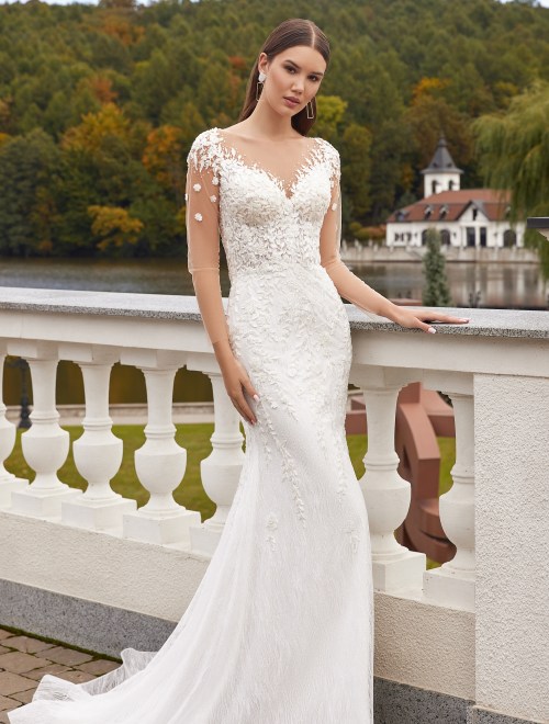 https://www.sposa-lia.com/images/stories/virtuemart/product/Dilara(3).jpg