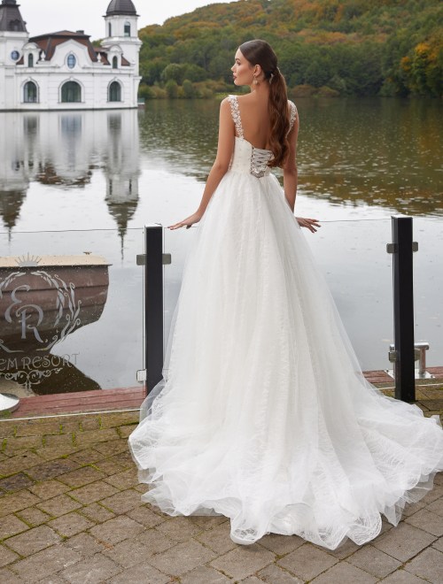 https://www.sposa-lia.com/images/stories/virtuemart/product/Edesia(3).jpg