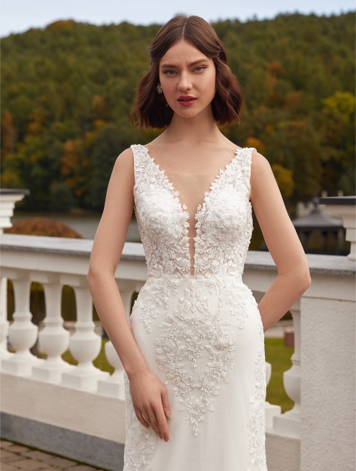 https://www.sposa-lia.com/images/stories/virtuemart/product/Ida(2).jpg