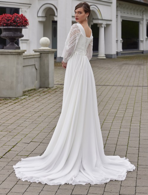 https://www.sposa-lia.com/images/stories/virtuemart/product/Rosalee(3).jpg