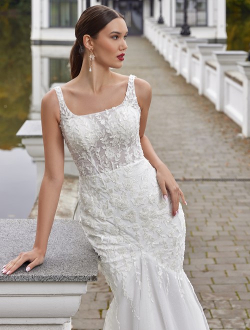 https://www.sposa-lia.com/images/stories/virtuemart/product/Vlada(2).jpg