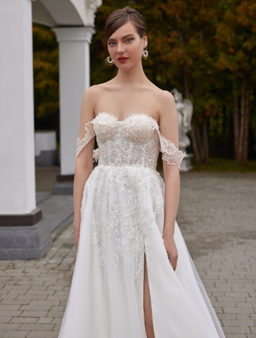 https://www.sposa-lia.com/images/stories/virtuemart/product/Wendy(2).jpg