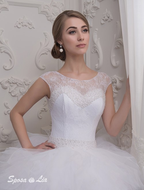 https://www.sposa-lia.com/images/stories/virtuemart/product/dsc_1813.jpg